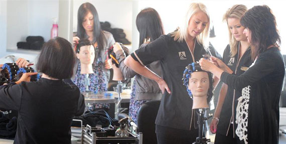CERTIFICATE IN HAIR DRESSSING